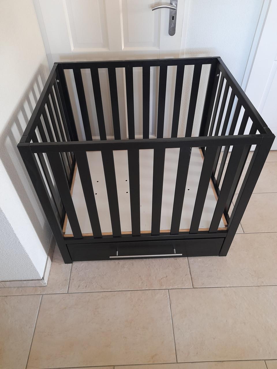 Mooie box met lade (in goede nette staat )