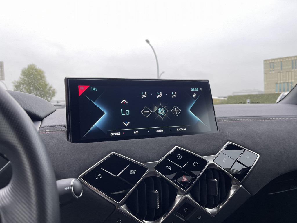 Ds Ds 3 crossback e-tense performance line+ 50 kwh | navigatie | camera | a