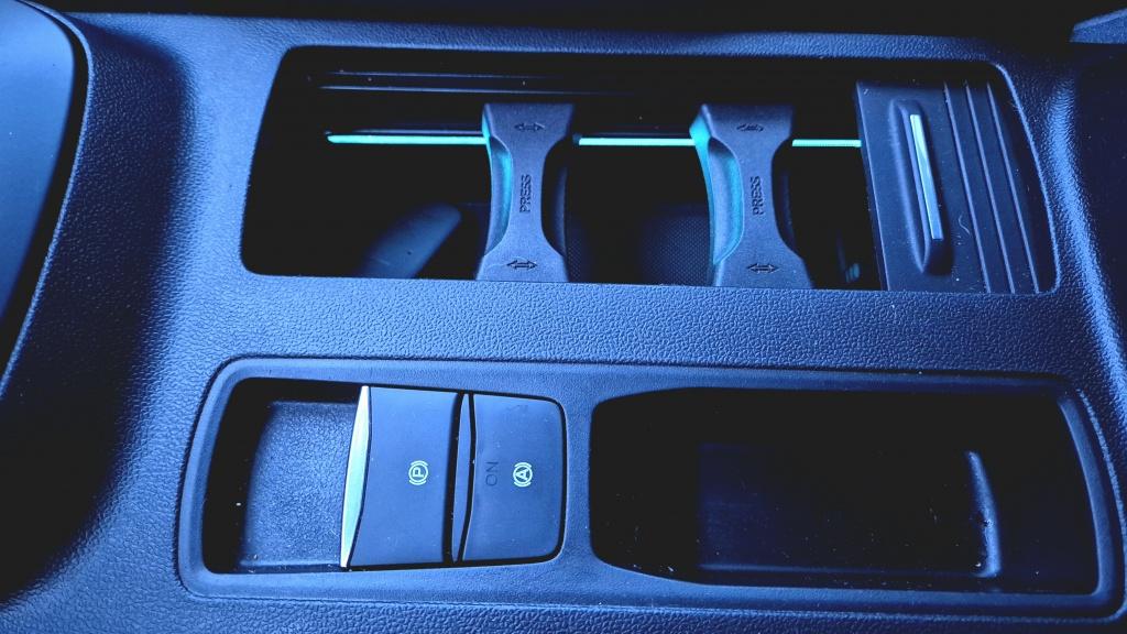 Ford Focus wagon st line x business 1.0 ecoboost hybrid | camera | lane ass