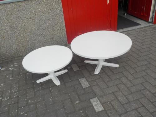 2 salontafels mooie kwaliteit en in vrijwel nieuw staat