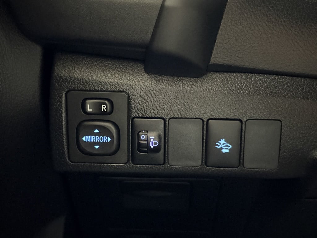 Toyota Auris 1.8 hybrid energy.