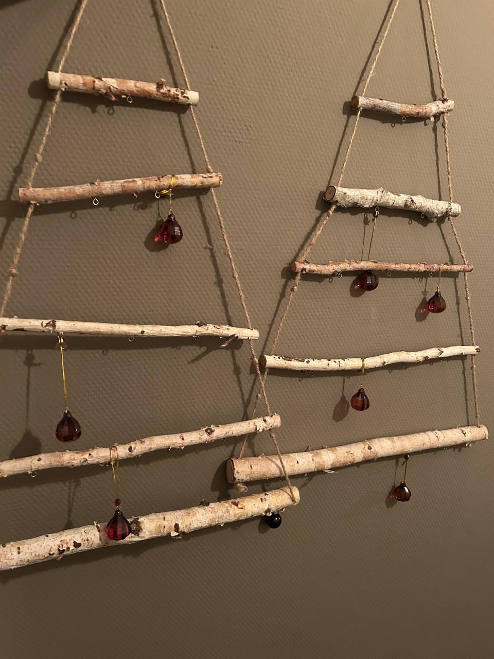 Kerstbomen dennenappel hert kerst