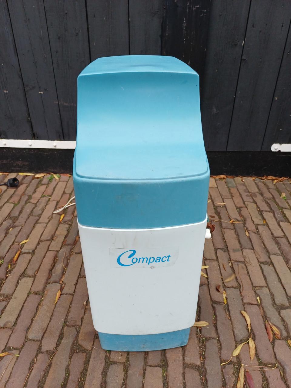 Water ontkalker ontharder