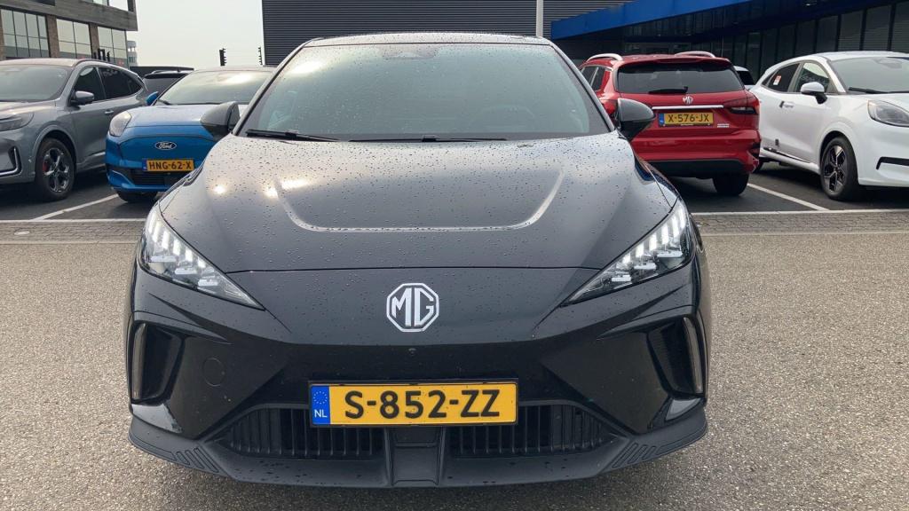 MG Mg4 Ev electric luxury 64 kwh | navi | led koplampen | 360 camera | stoe