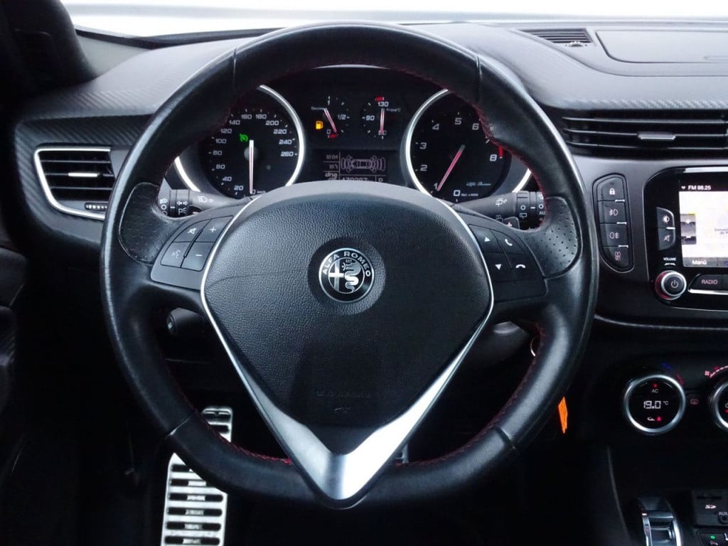 Alfa Romeo Giulietta 1.750 turbo veloce 240pk | sportstoelen | xenon