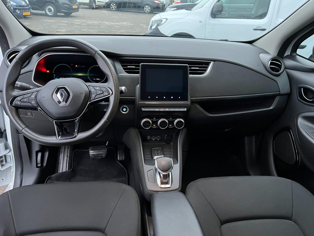 Renault Zoe r110 life carshare 52 kwh, afneembare trekhaak enz..