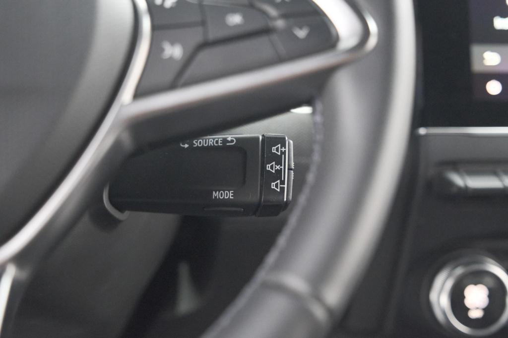 Renault Clio tce 90 techno | 360 camera | adaptieve cruise control | 9.3 in