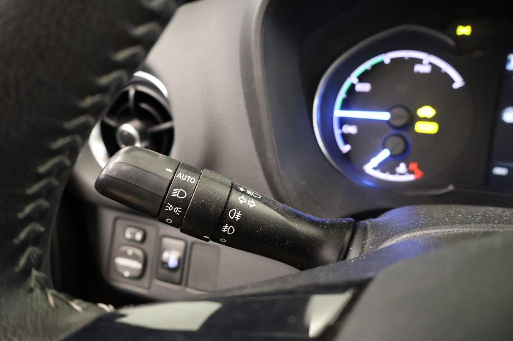Toyota Yaris 1.5 hybrid executive
