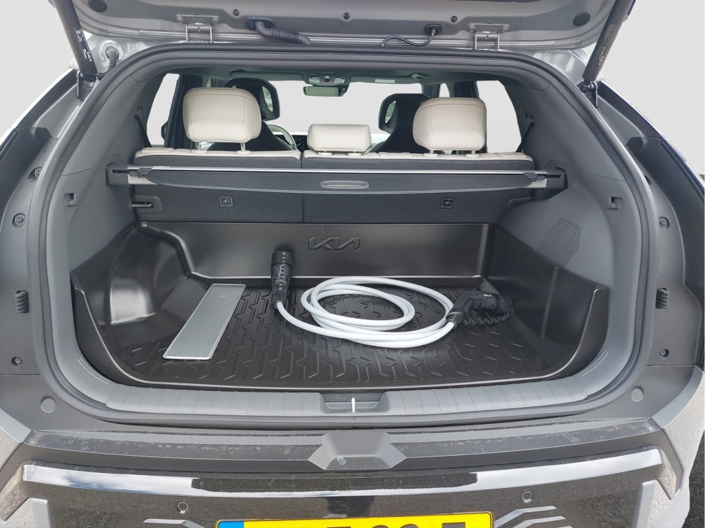 Kia Ev3 gt-line 81.4 kwh | demo | c-striping | lichtmetalen velgen | naviga