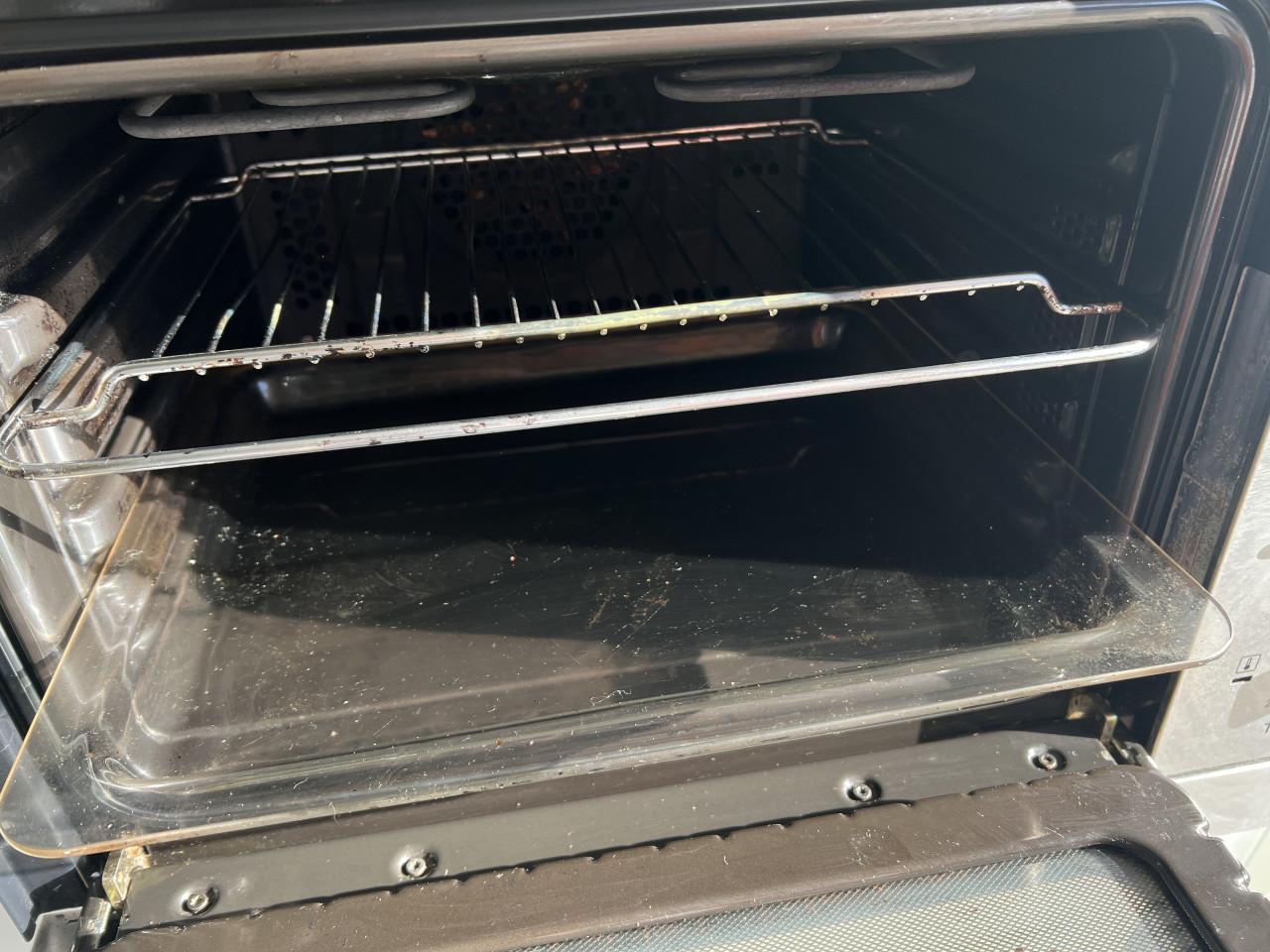 Siemens inbouw combi magnetron hetelucht oven 60x47 cm.. Glazen bakplaat