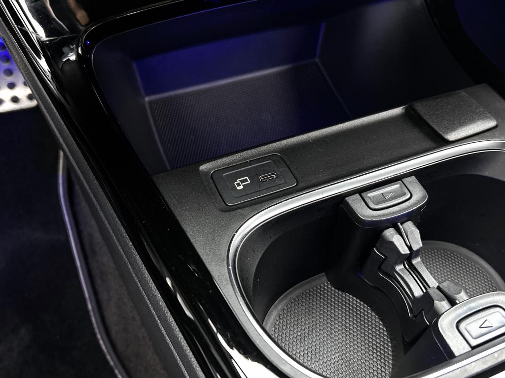 Mercedes-Benz A-Klasse 250 e plug in hybride | amg line | stoelverwarming |