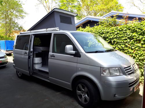 Superplat hefdak voor buscamper, ook complete verzorging RDW