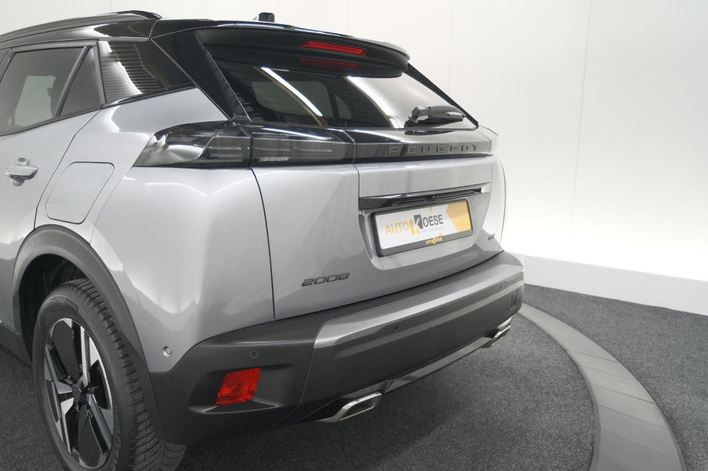Peugeot 2008 puretech 130 eat8 gt | 360 camera | adaptieve cruise control |
