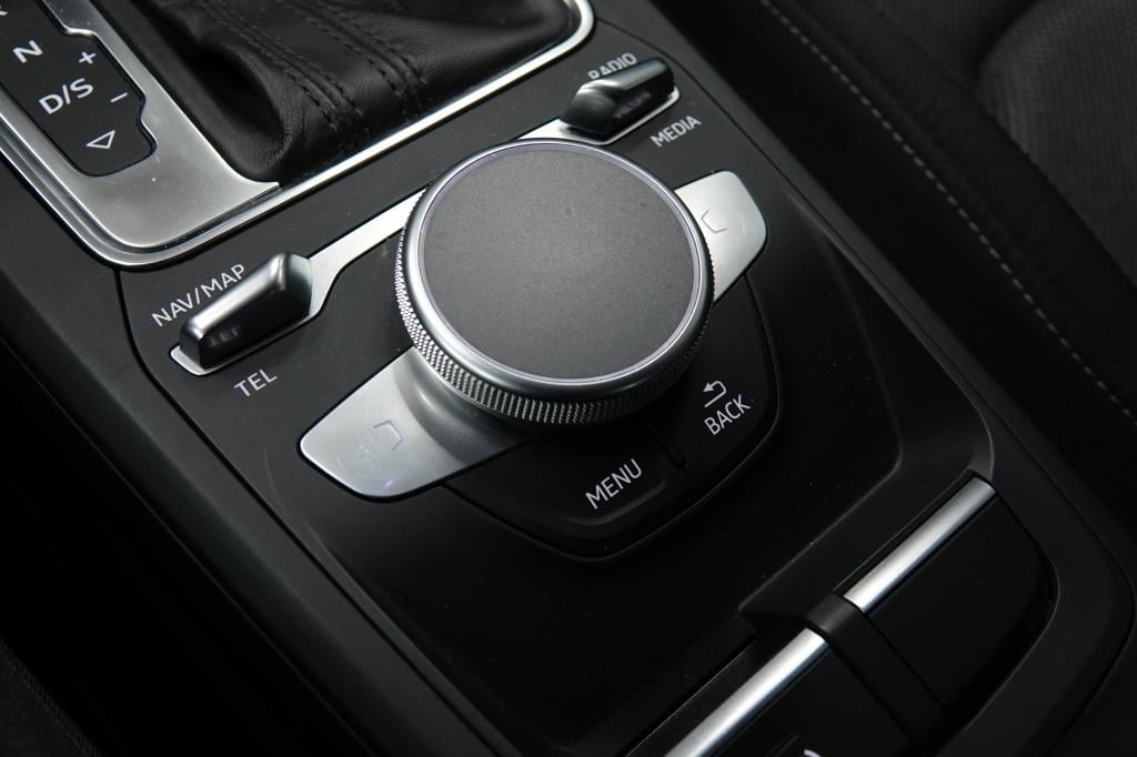 Audi Q2 1.4 tfsi | stoelverw. | pdc | 19" | camera |