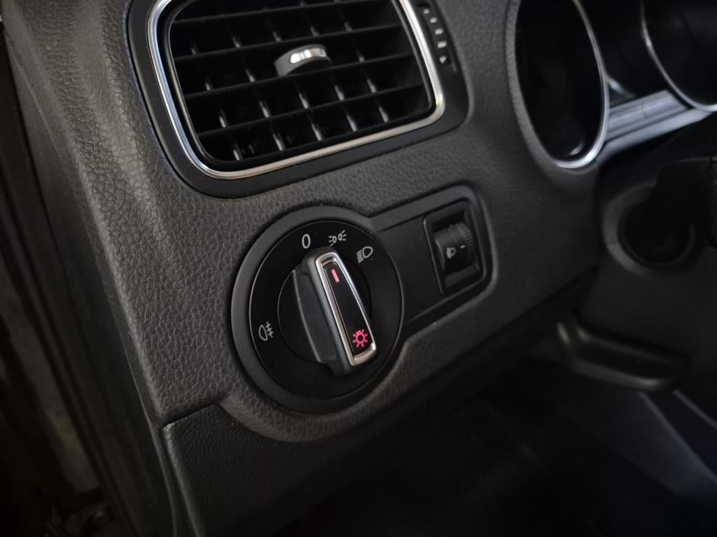 Volkswagen Polo 1.2 tsi comfortline / parkeersensoren / cruisecontrol