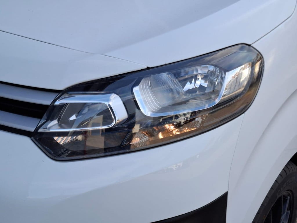 Citroen Jumpy 1.5 bluehdi 100 xs club airco / carplay / navi / cruise contr