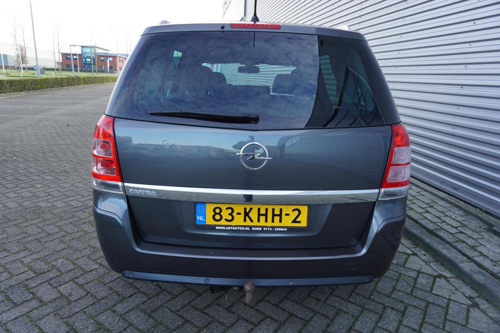Opel Zafira 1.8 cosmo 7-persoons / climate / navi / cruise / trekhaak / lm 