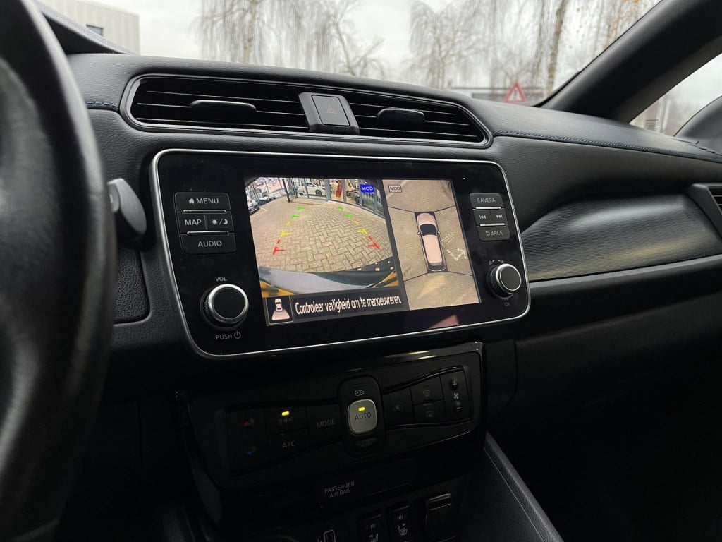 Nissan Leaf n-connecta 40 kwh | navigatie | 360° camera | apple carplay/and
