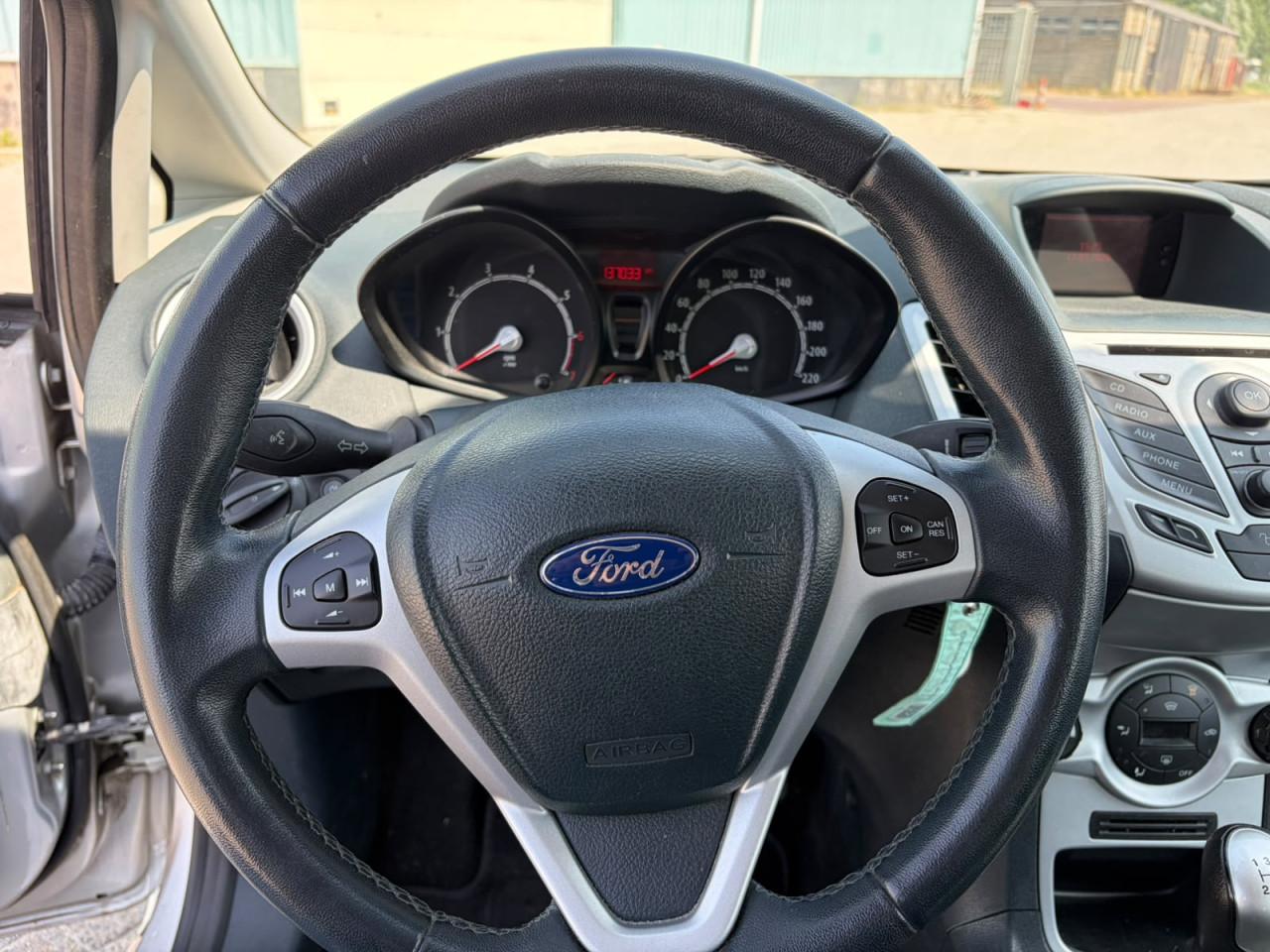 Ford Fiesta 1.25 Titanium 5 drs | Airco | CC | Trekhaak | Nw Distrib. riem