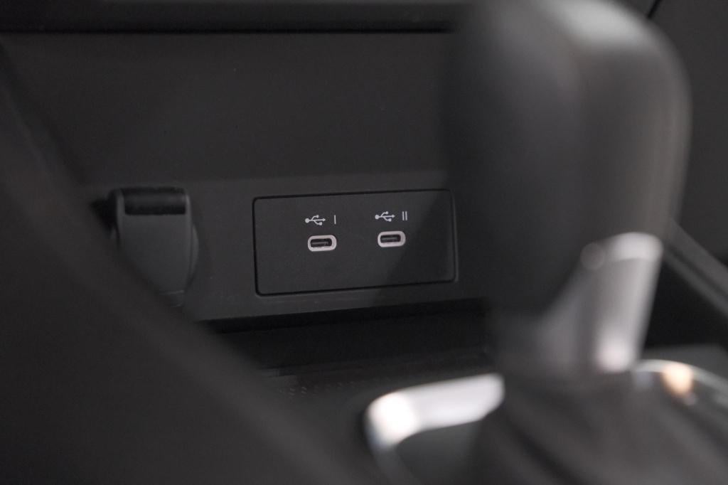 Renault Captur 1.6 e-tech full hybrid 145 techno | camera | navigatie | app