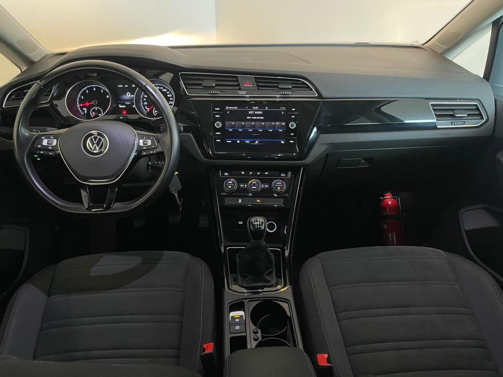 Volkswagen Touran 1.5 tsi highline