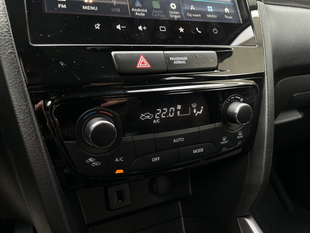 Suzuki Vitara 1.4 boosterjet style smart hybrid