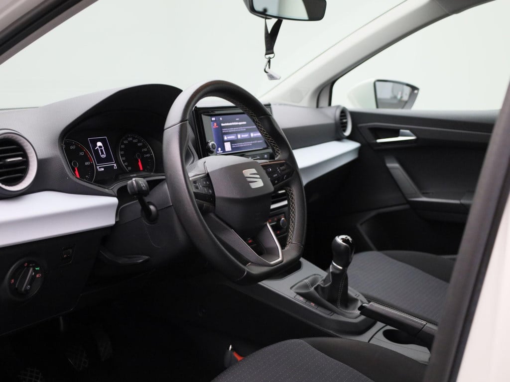 Seat Ibiza 1.0 mpi style | apple carplay / android auto | climate control |
