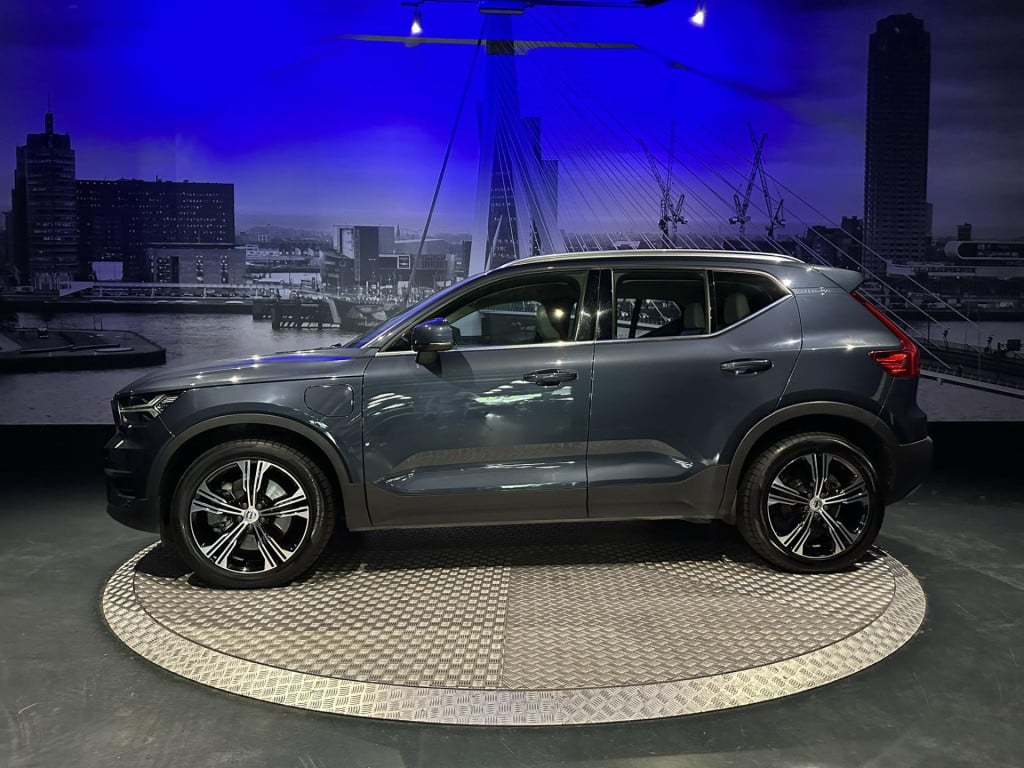 Volvo XC40 1.5 t5 recharge inscription expression
