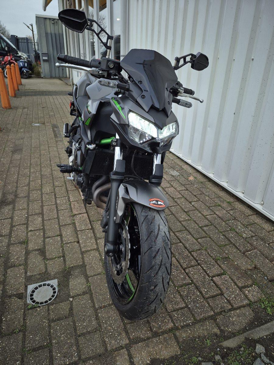 Kawasaki Z650 uit 2023, mooie naked bike