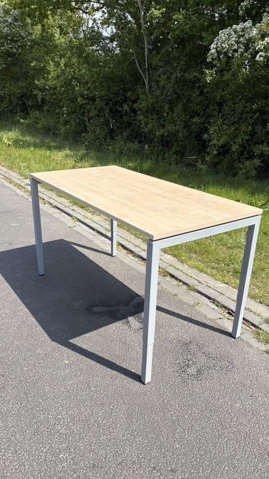 Bureau werktafel kantinetafel