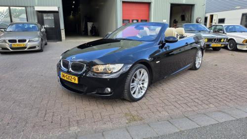 BMW 325i Cabriolet M-Pakket – Handgeschakeld – Youngtimer