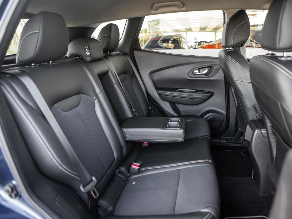 Renault Kadjar energy tce 130 edc intens | automaat | parkeer camera | navi