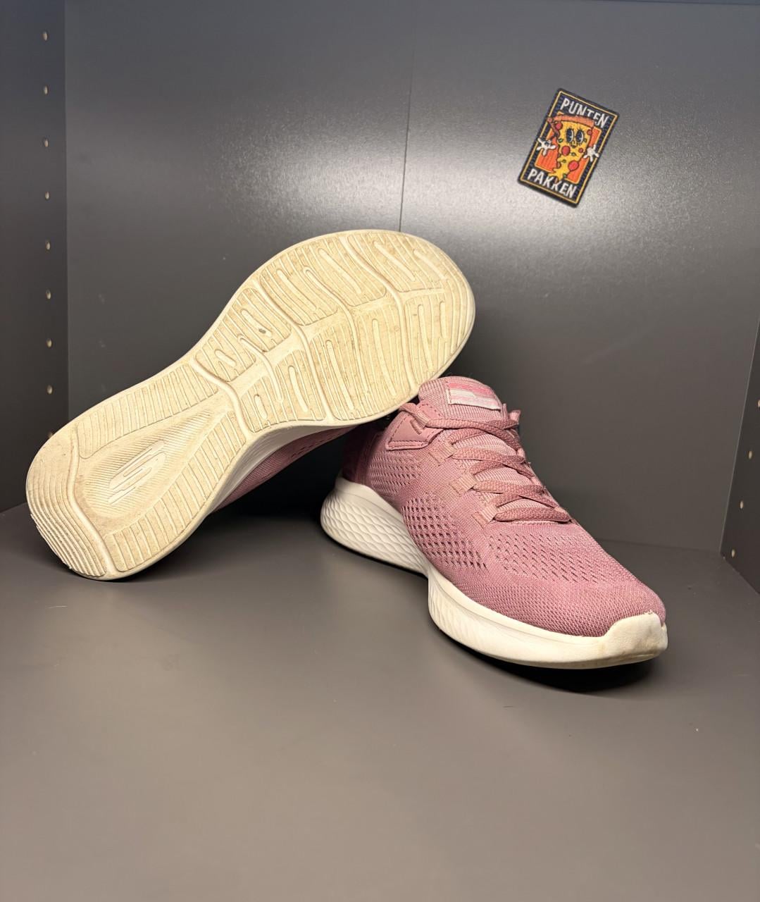 Skechers Slip maat36