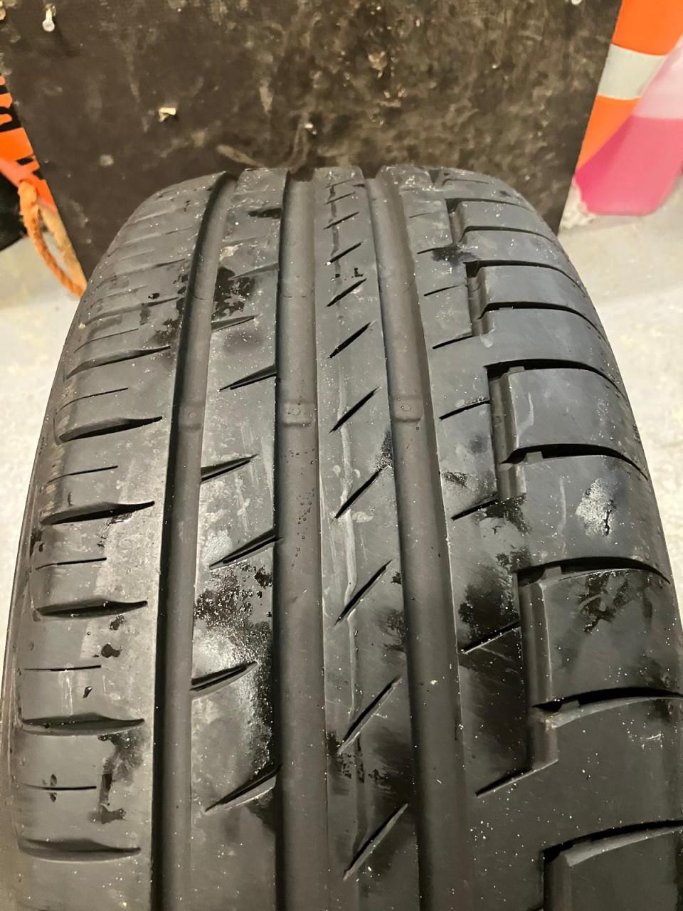 2x Continental 205/55R16V 91V nieuw !!