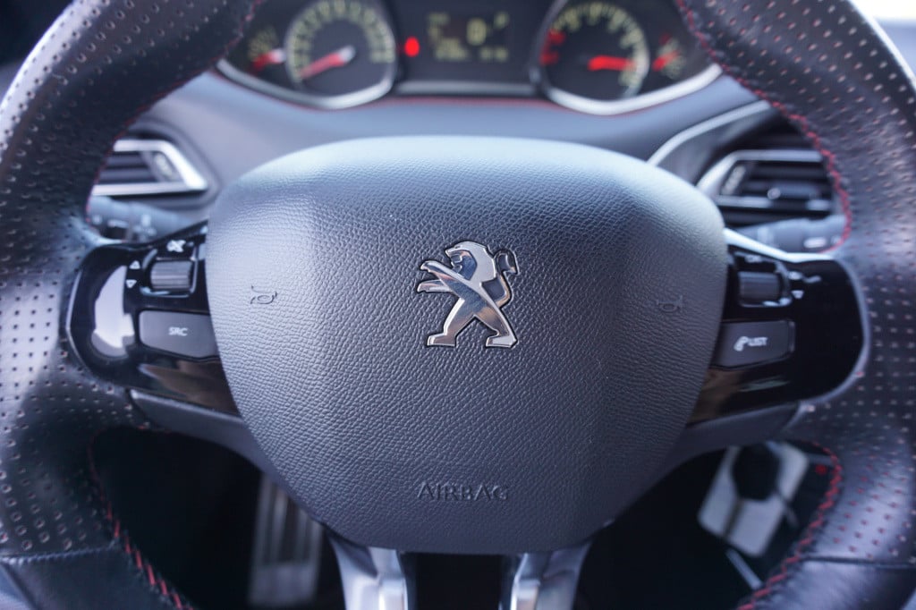 Peugeot 308 1.2 puretech gt-line automaat climate / navi / cruise / elektr.