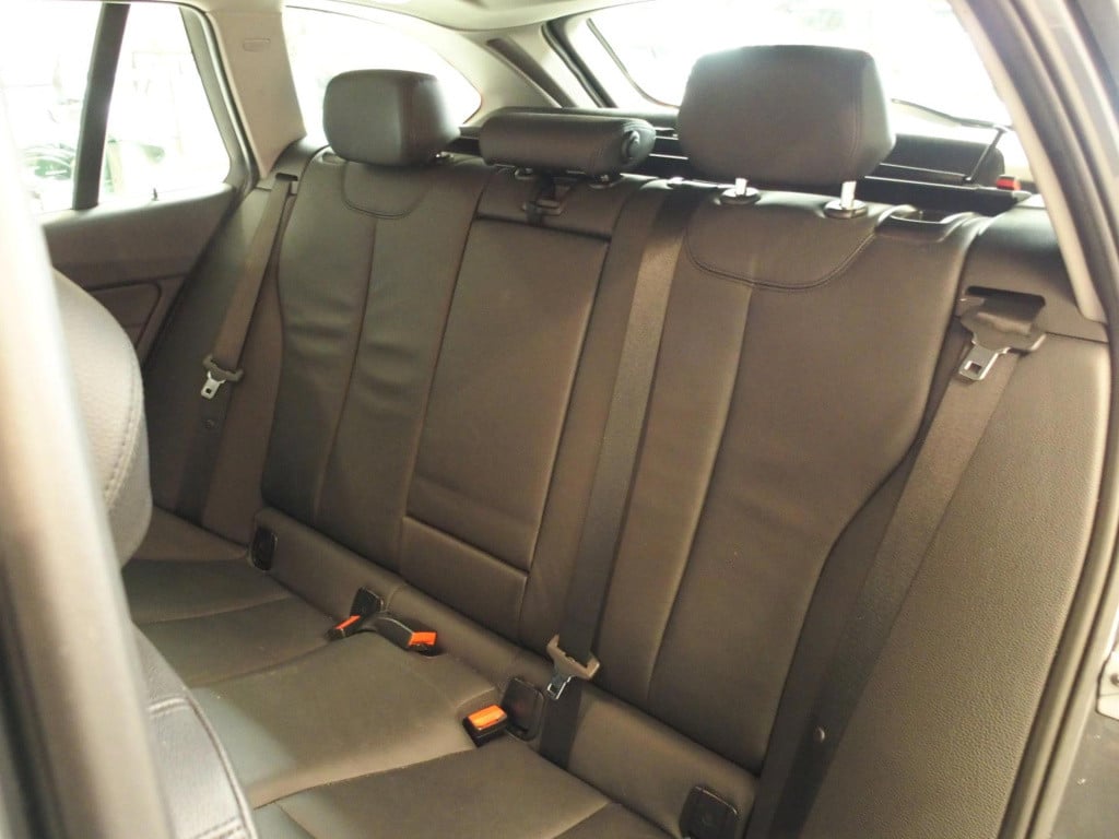 BMW 3-serie touring 320i high executive nl auto, leder, trekhaak