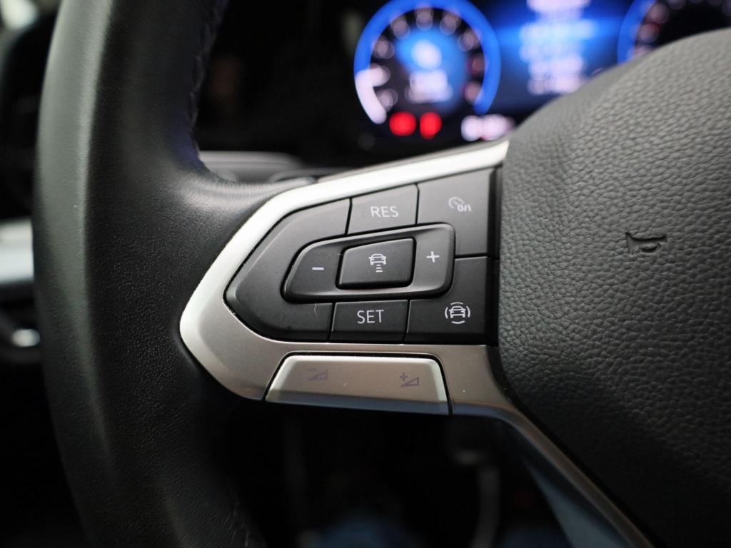 Volkswagen Golf 1.0 etsi life | automaat | panorama dak | virtual cockpit |