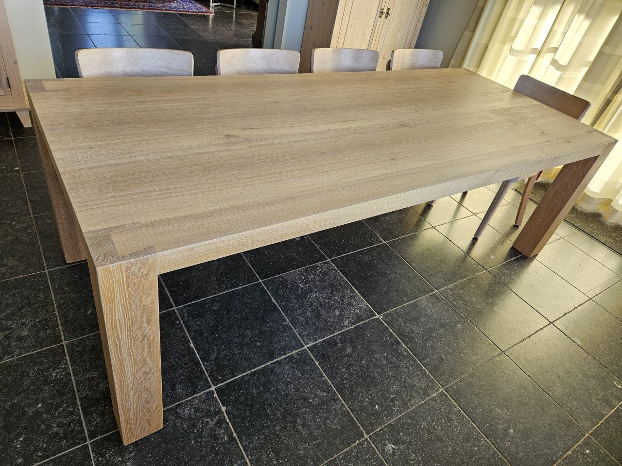 Van Rossum massief eiken tafel