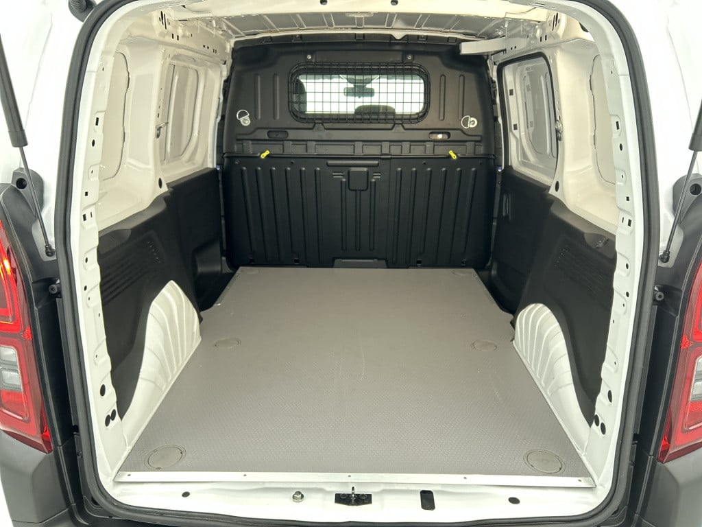Citroen Berlingo bluehdi 100 pk club 3-zits | rijklaar achterklep met raam 