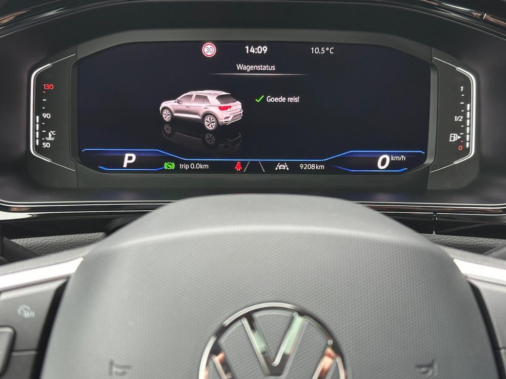Volkswagen T-roc 1.5 tsi r-line | black style | panoramadak | 19 inch | cam