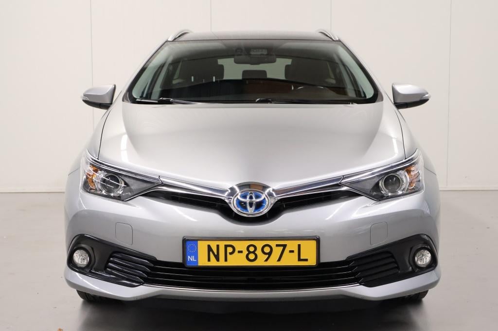 Toyota Auris touring sports 1.8 hybrid dynamic