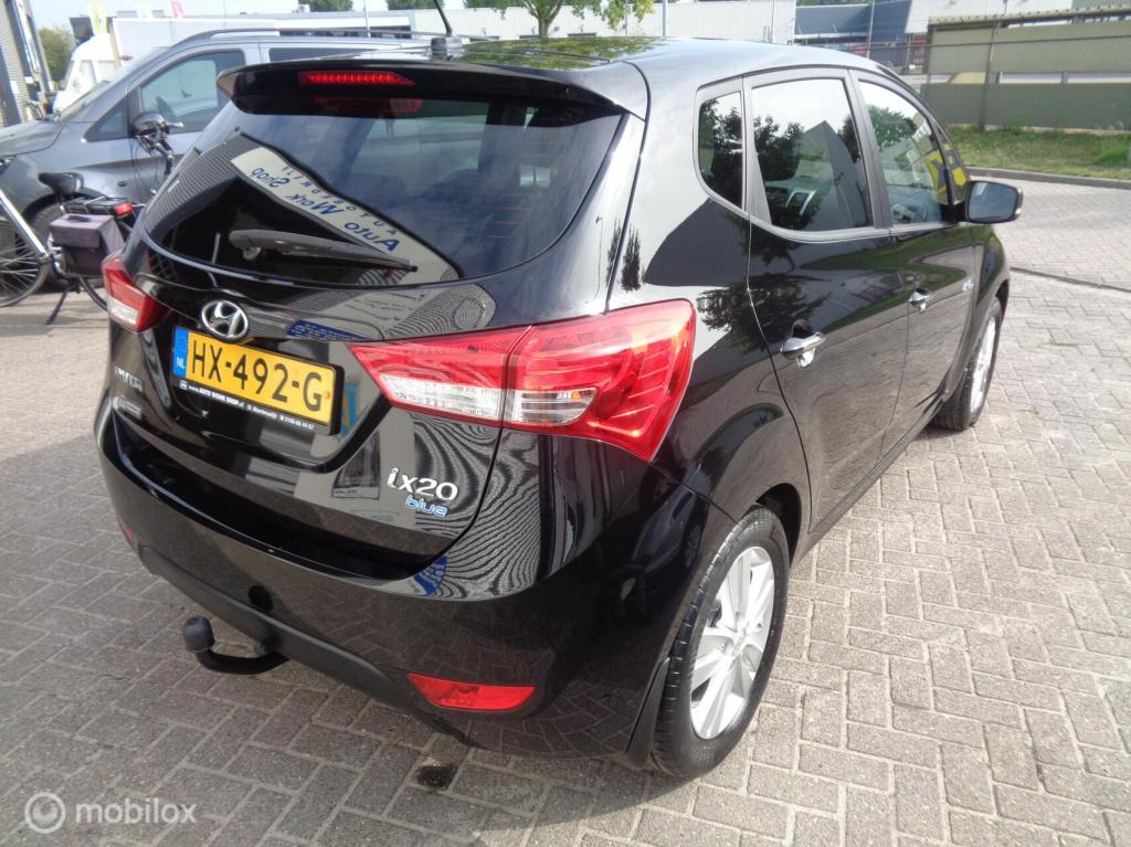 Hyundai Ix20 1.4i i-drive/airco/lm velgen/pdc/camera/trekhaak/hoge zit/nap