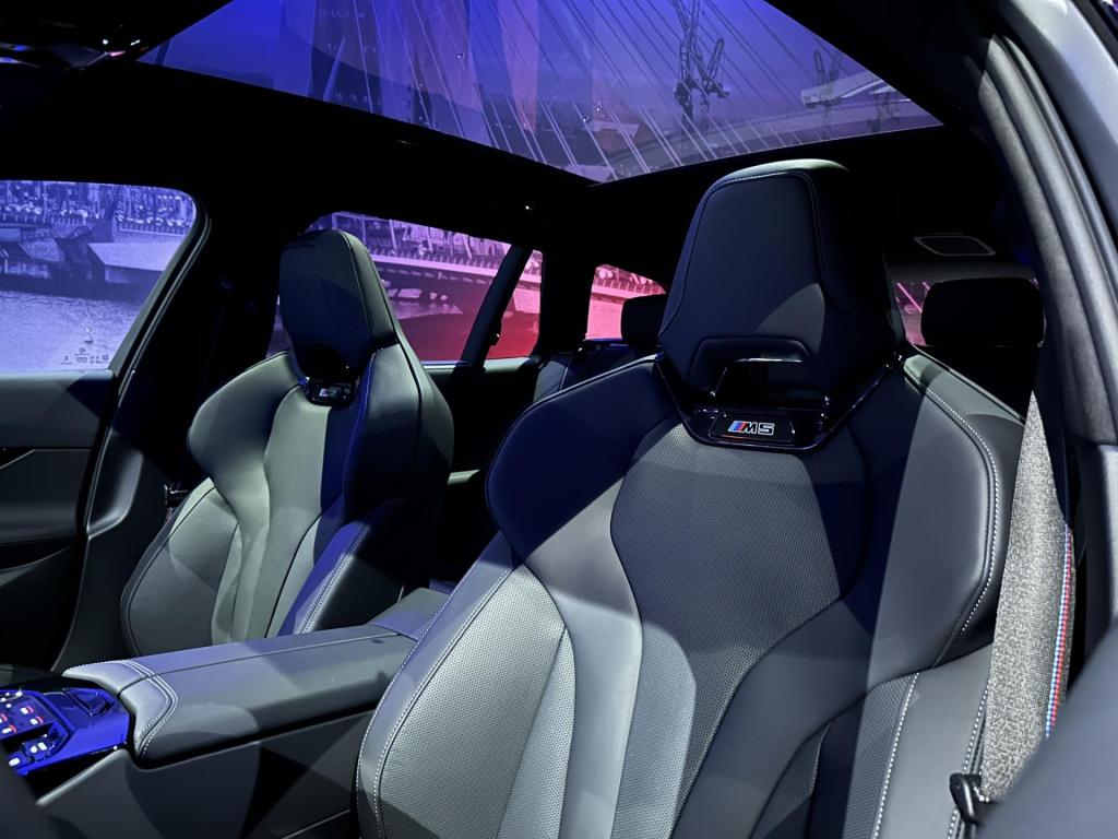 BMW M5 5-serie touring *keramisch*diverspack*comfortpack*drivass*carbon*pan