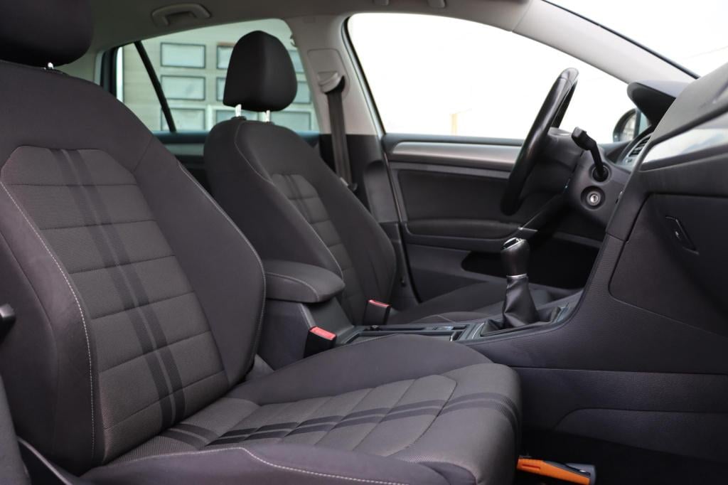Volkswagen Golf 1.0 tsi comfortline executive 116pk