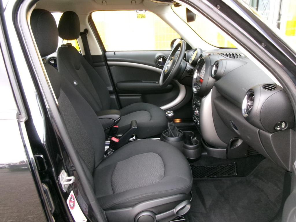 Mini Countryman one 1.6 airco, lm.velgen