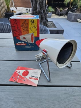 Zgan prachtige vintage Philips infrarood lamp/Infraphil pijn lamp
