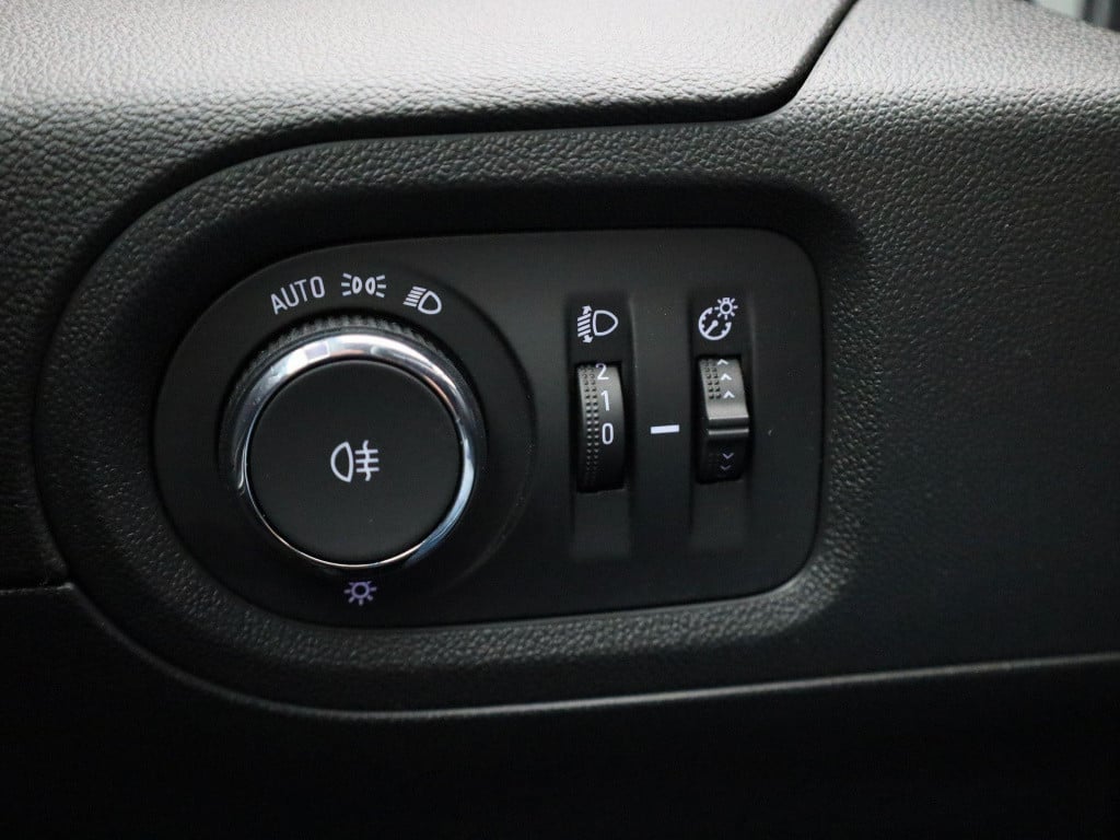 Opel Grandland X 1.2 turbo business edition | lmv | navigatie | trekhaak | 