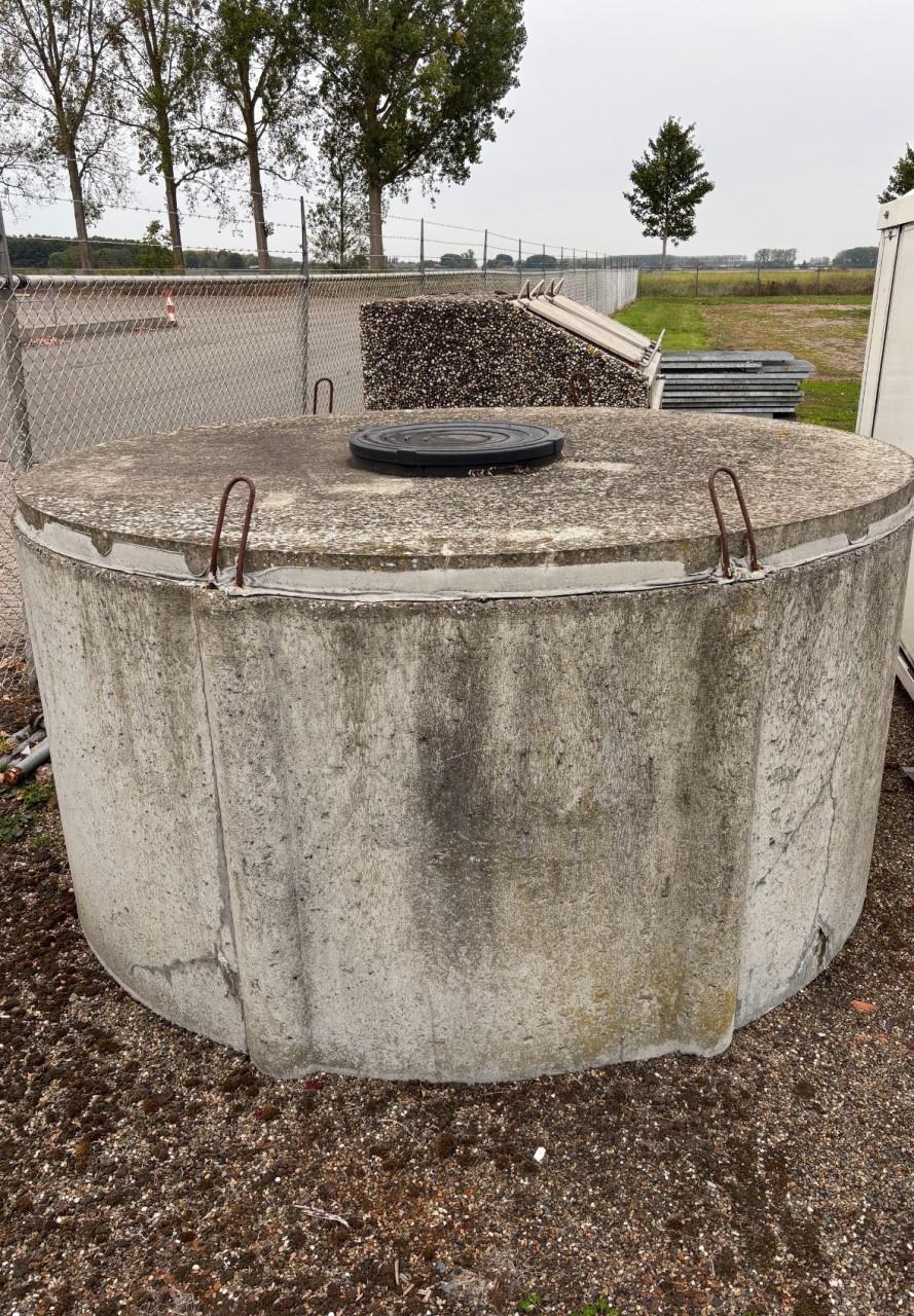 Waterput van beton