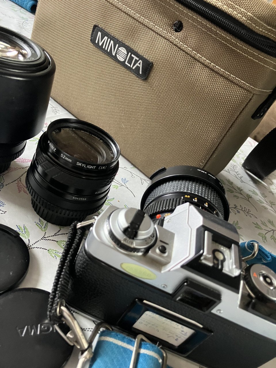 Minolta camera met originele tas en 2 lenzen