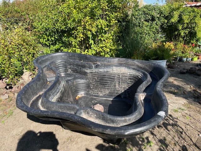 Vijverbak 165x130x54